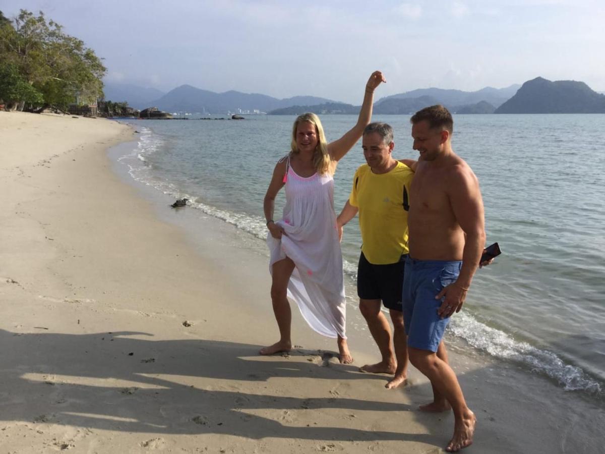 Wild Pasir Panjang Hotel Pulau Tuba Екстериор снимка