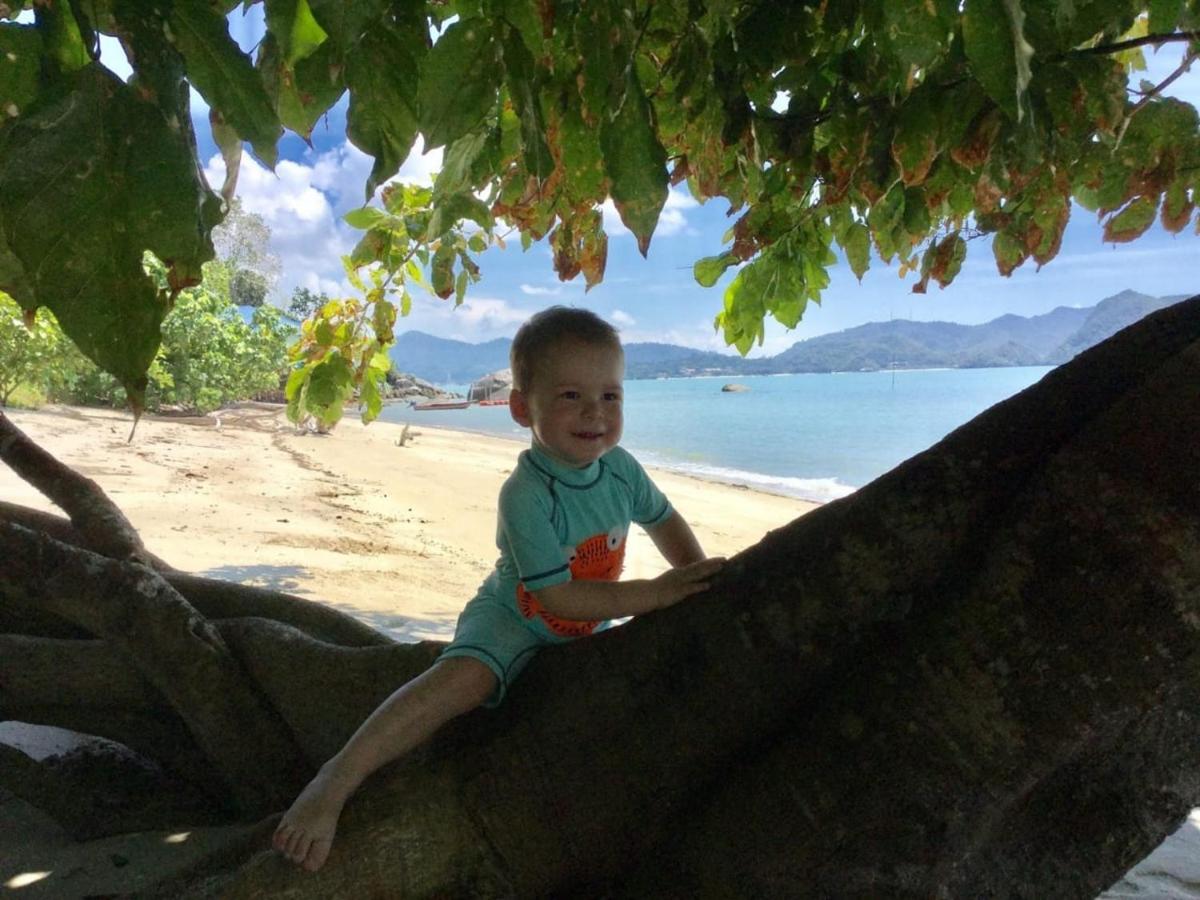 Wild Pasir Panjang Hotel Pulau Tuba Екстериор снимка